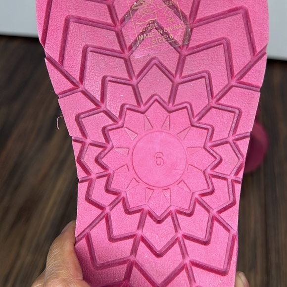 Akira Fairy Tale Pink Booties - Picture 10 of 11